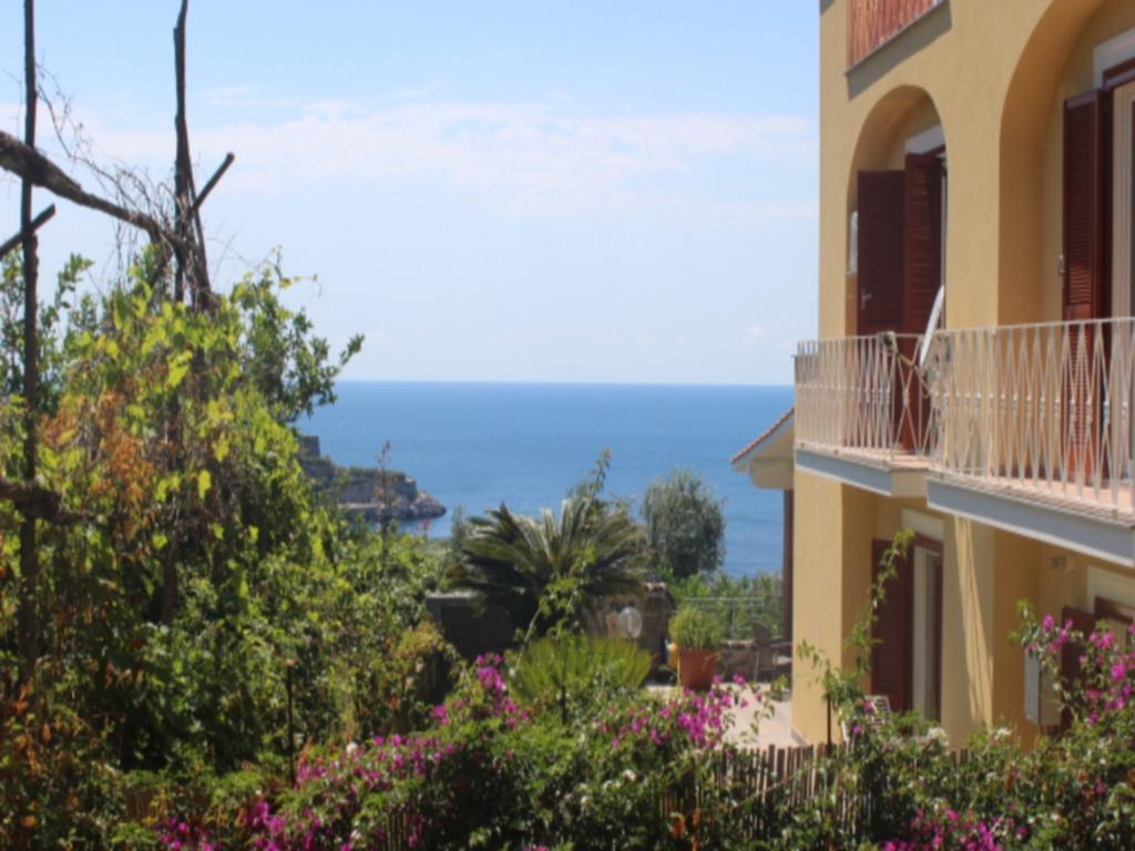 Faraglioni Di Sorrento Guesthouse Quarto foto